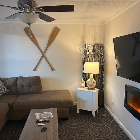 Carbone's Beachside Guest Rooms Sylvan Beach Extérieur photo