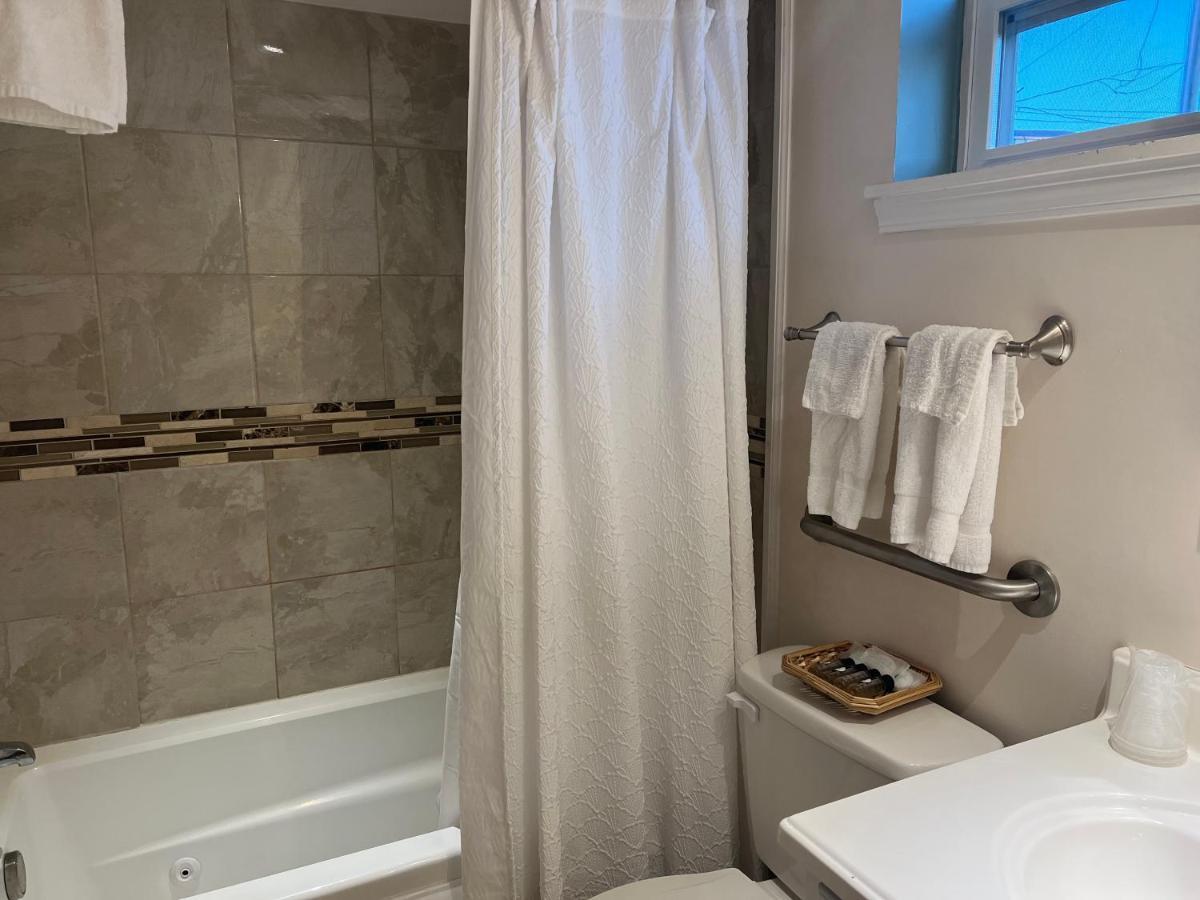 Carbone's Beachside Guest Rooms Sylvan Beach Extérieur photo