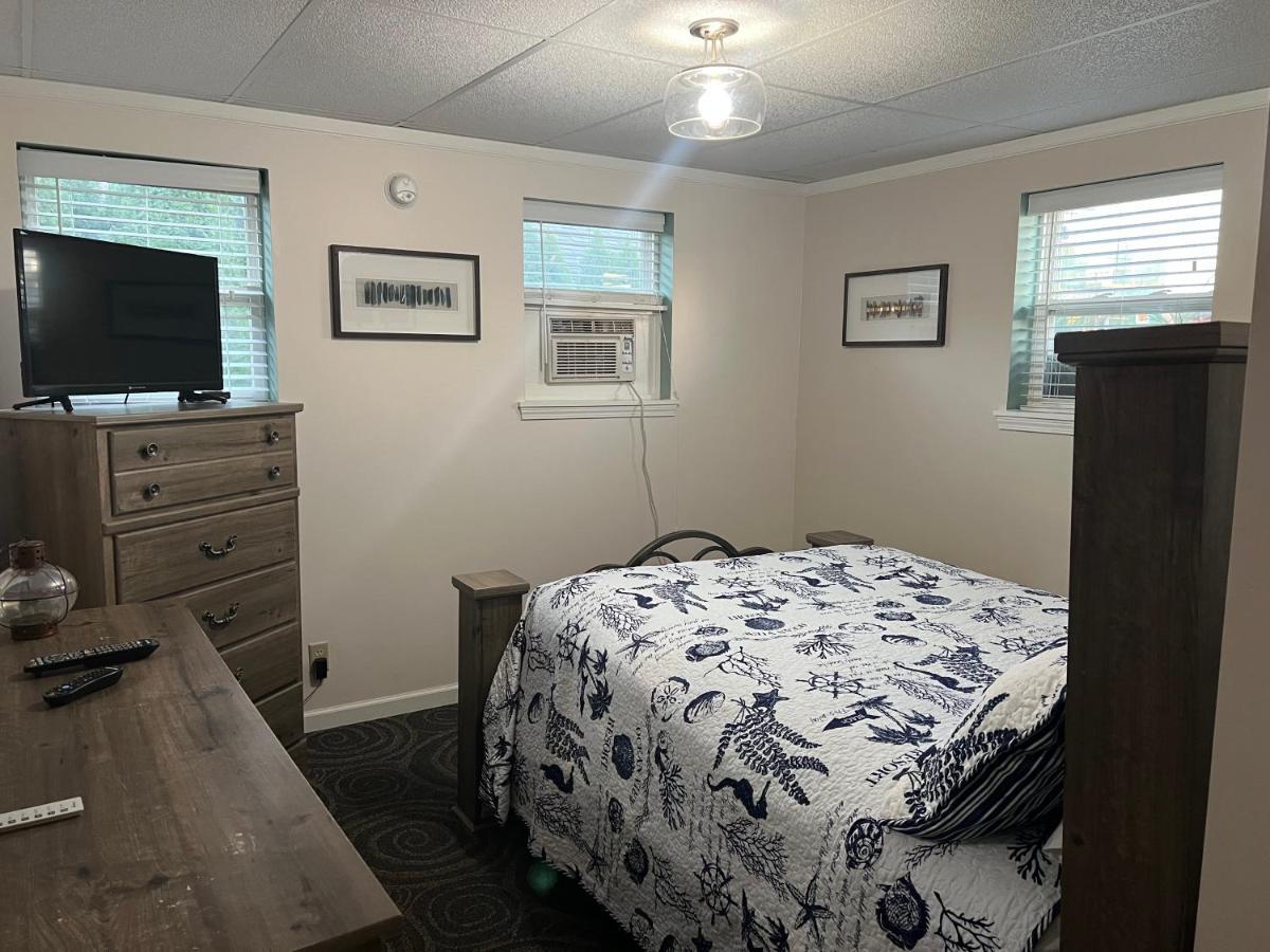 Carbone's Beachside Guest Rooms Sylvan Beach Extérieur photo