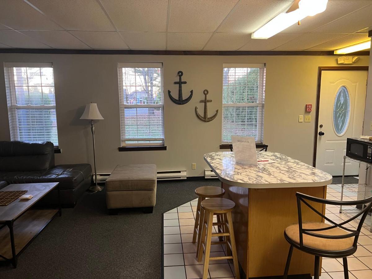 Carbone's Beachside Guest Rooms Sylvan Beach Extérieur photo