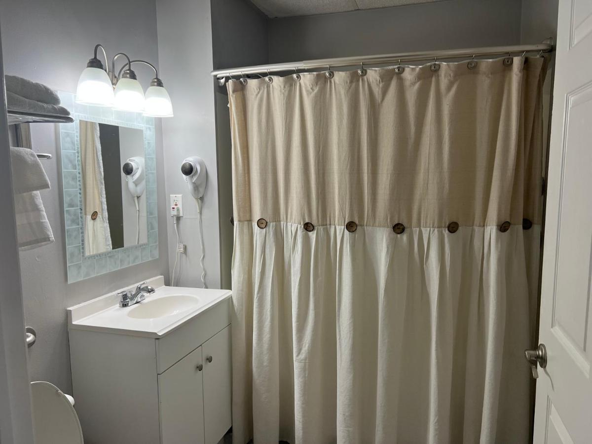 Carbone's Beachside Guest Rooms Sylvan Beach Extérieur photo