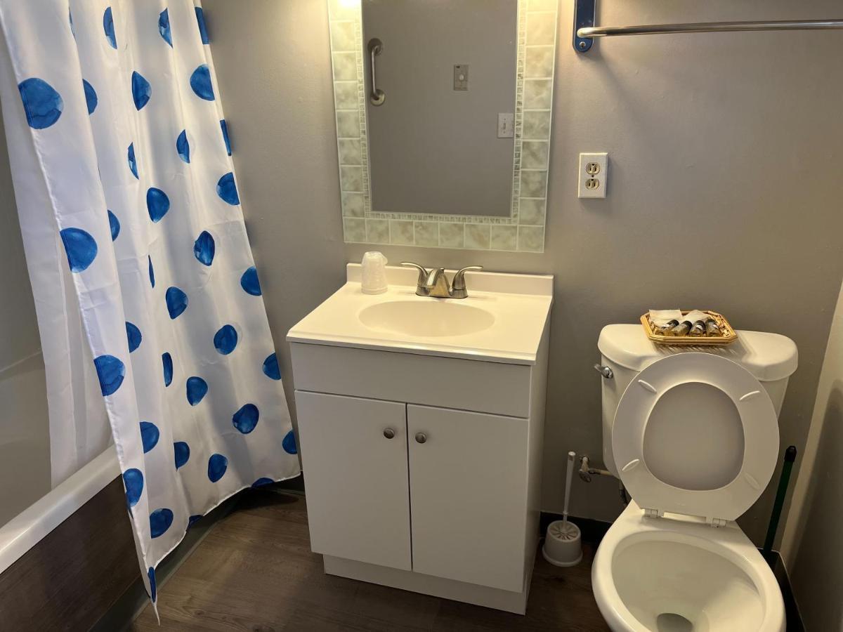 Carbone's Beachside Guest Rooms Sylvan Beach Extérieur photo