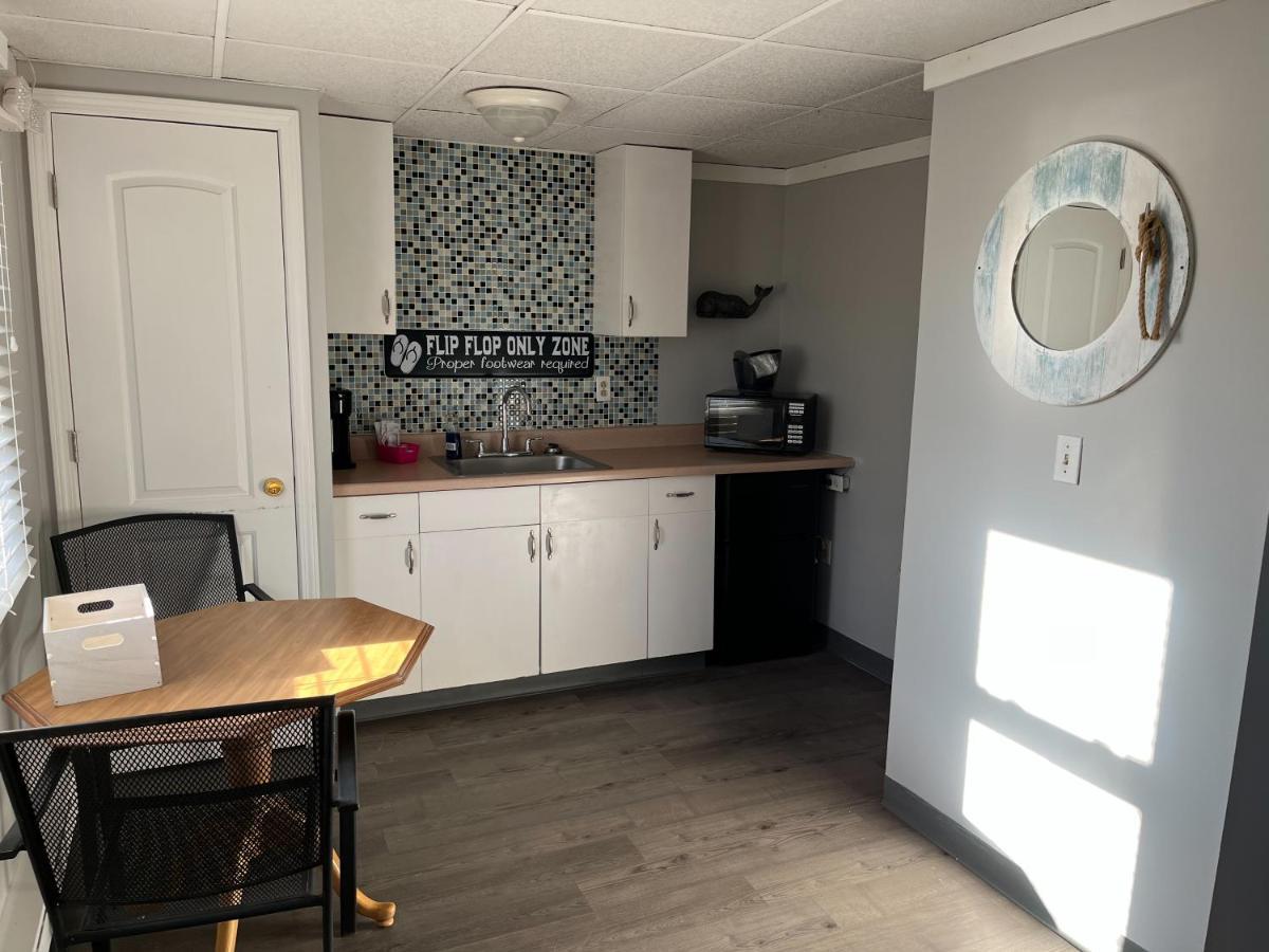 Carbone's Beachside Guest Rooms Sylvan Beach Extérieur photo