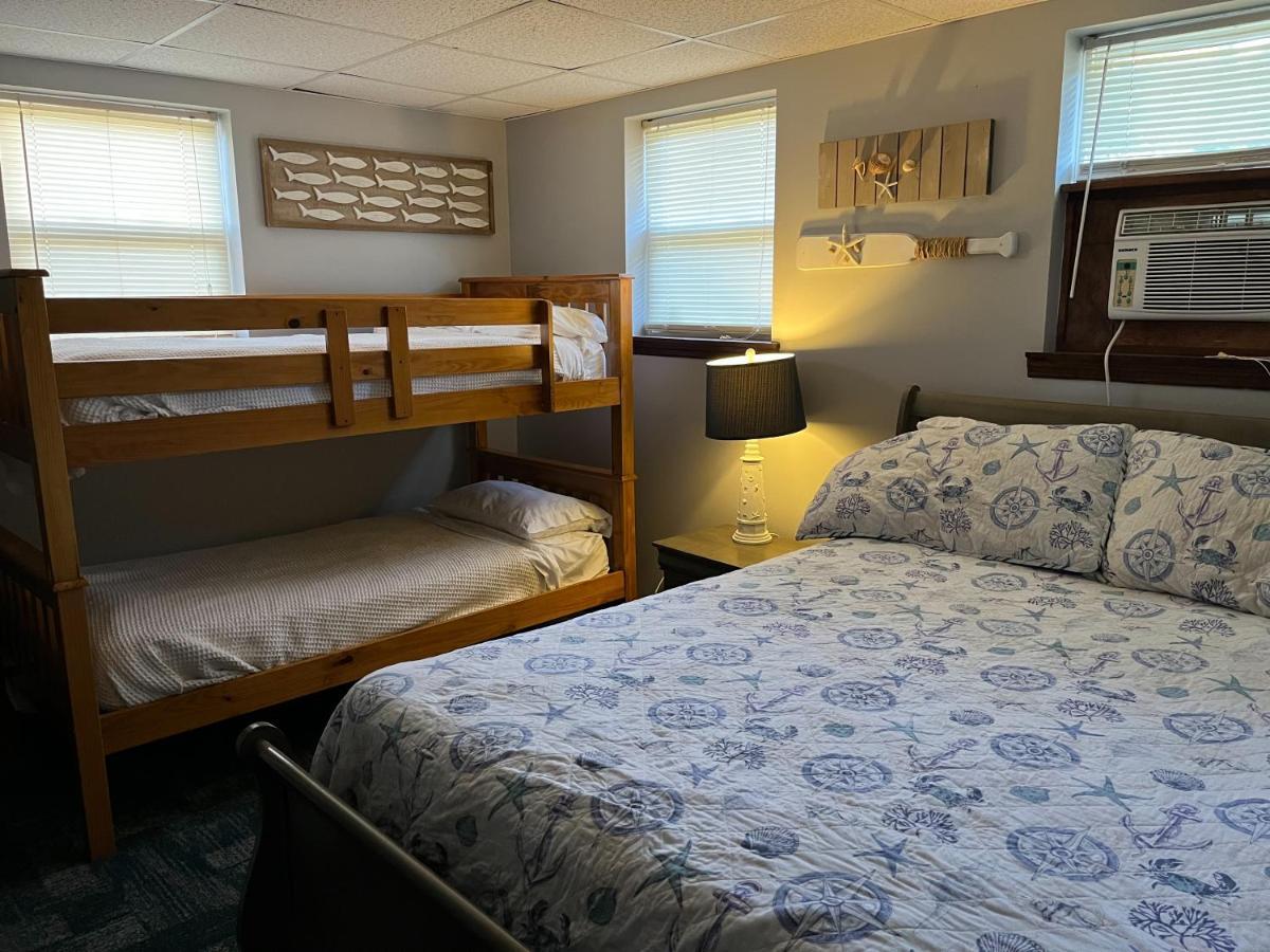 Carbone's Beachside Guest Rooms Sylvan Beach Extérieur photo